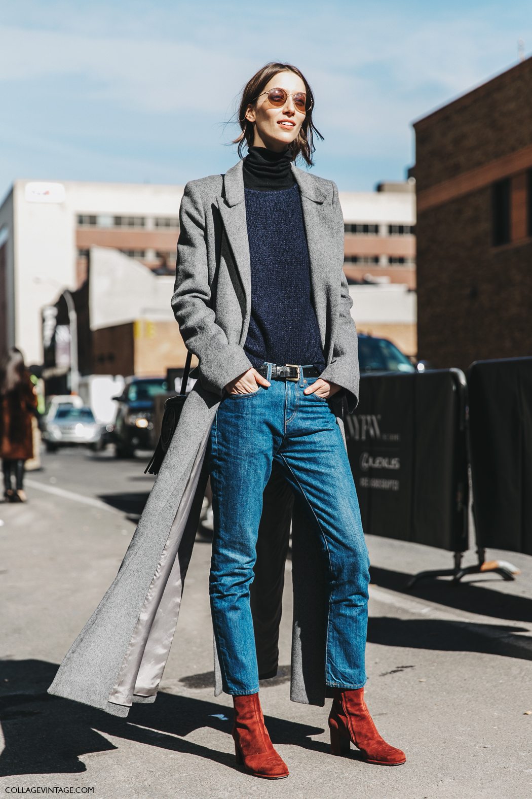 NYFW-New_York_Fashion_Week-Fall_Winter-17-Street_Style-Model-Grey_Long_Coat-Jeans-2