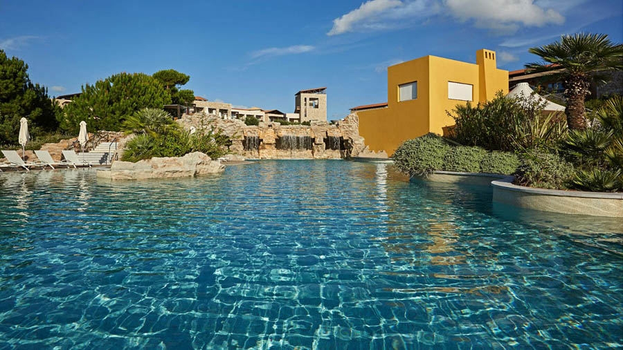 The-Westin-Resort-Costa-Navarino-Outdoor-Westin-Pool