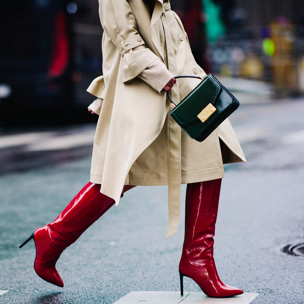 fall-accessory-trends-2017-red-boots-top-handle-bag-trench-coat-street-style-1000