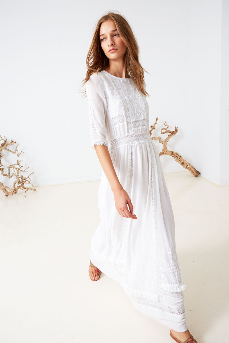 aa_f400d44e86bcde2c11e88618ef4734d4