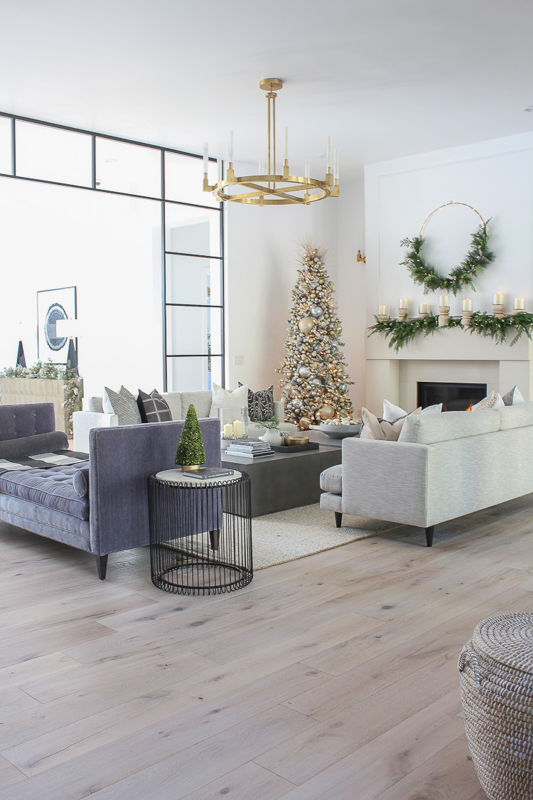 modern-christmas-home-tour-2