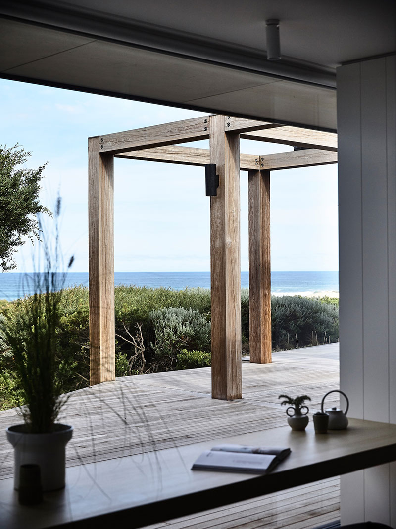 modern-house-by-the-ocean-australia-pufkhomes-15