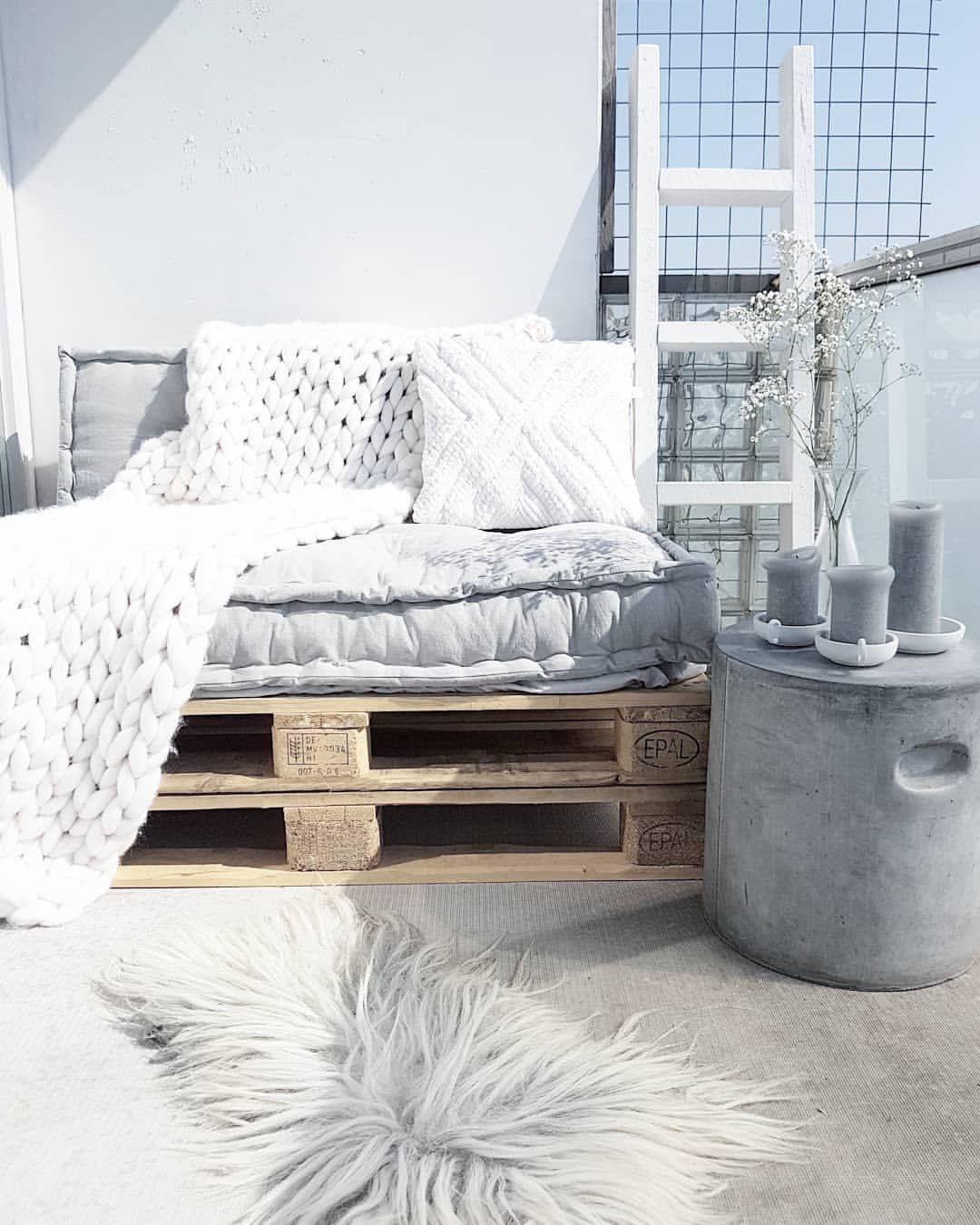 μικρά μπαλκόνια διακόσμηση