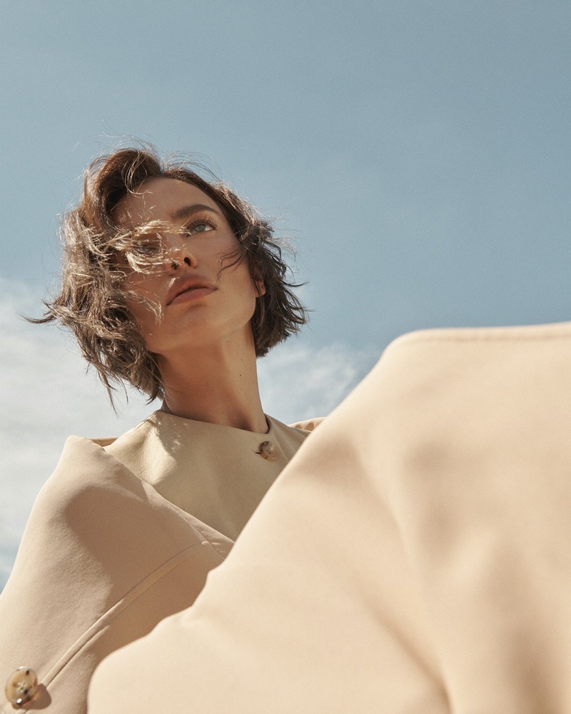 Irina-Shayk-Vogue-Russia-Cover-Photoshoot16