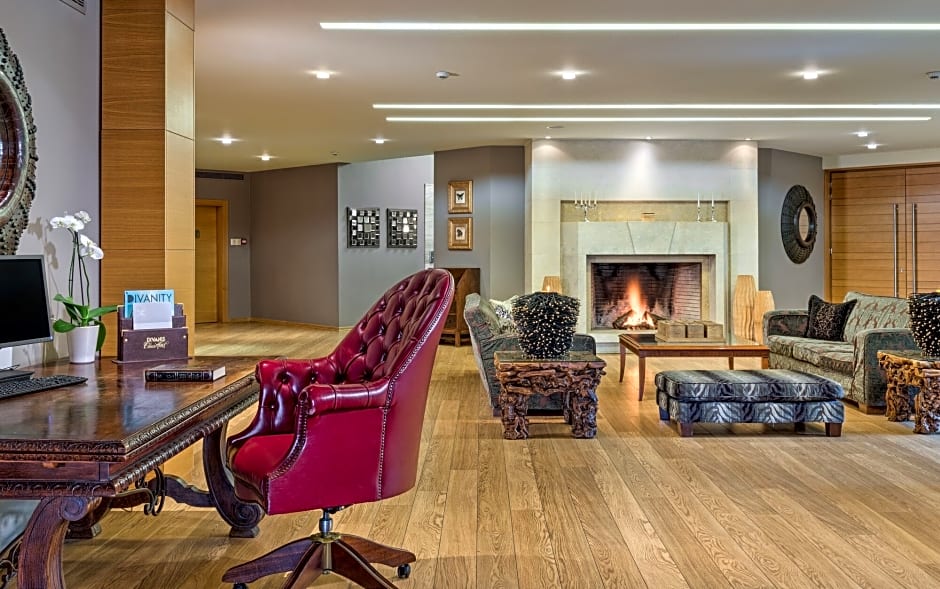 f990512bdfd0190086d08f844aa77cd1373a4421