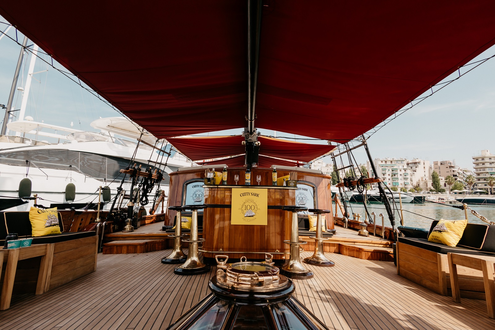 100 YEARS CUTTY SARK 1