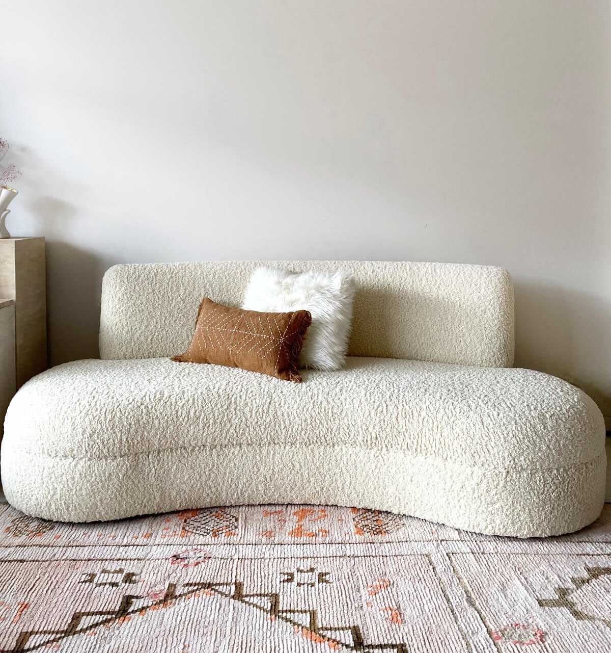 Boucle_sofa_Australia_curve