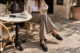 Loafers, ballet flats ή sneakers; Τα παπούτσια που φοράμε τώρα